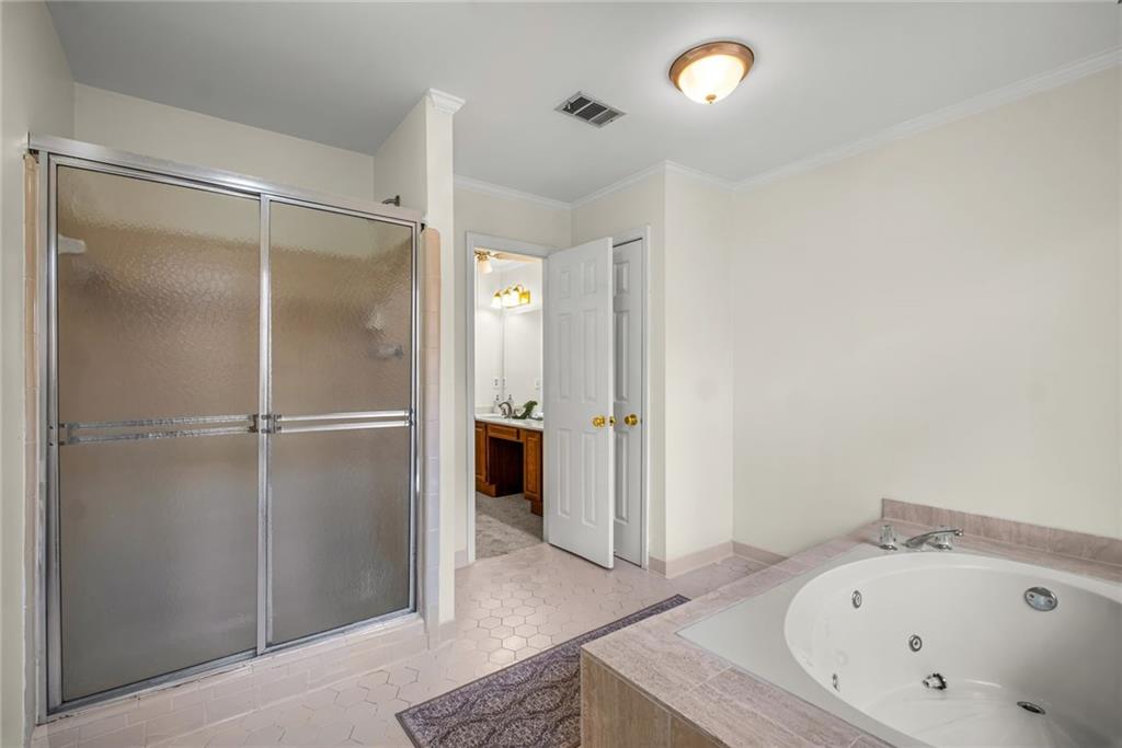 110 N Bluff