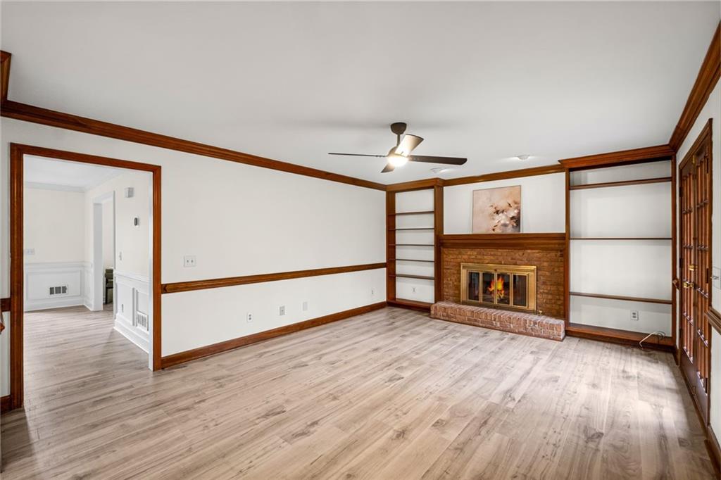 110 N Bluff