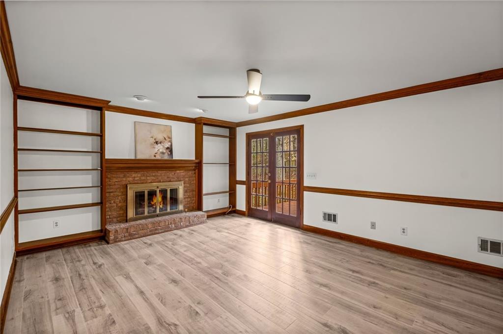 110 N Bluff
