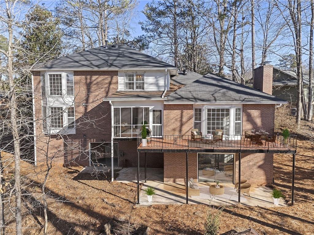 400 Fallen Leaf Lane