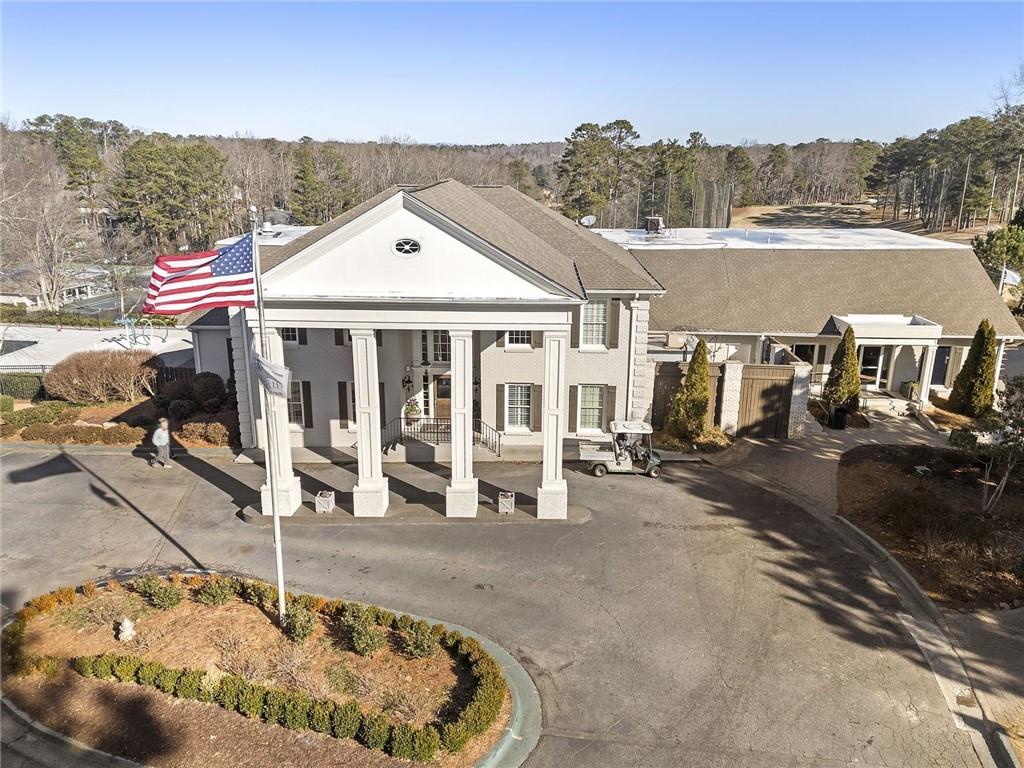 400 Fallen Leaf Lane