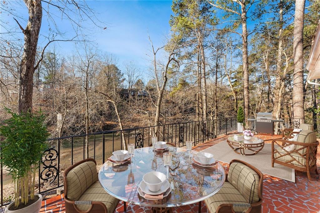 400 Fallen Leaf Lane