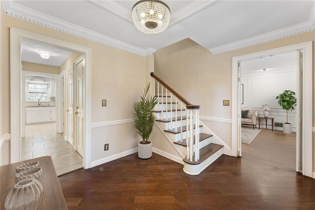 400 Fallen Leaf Lane