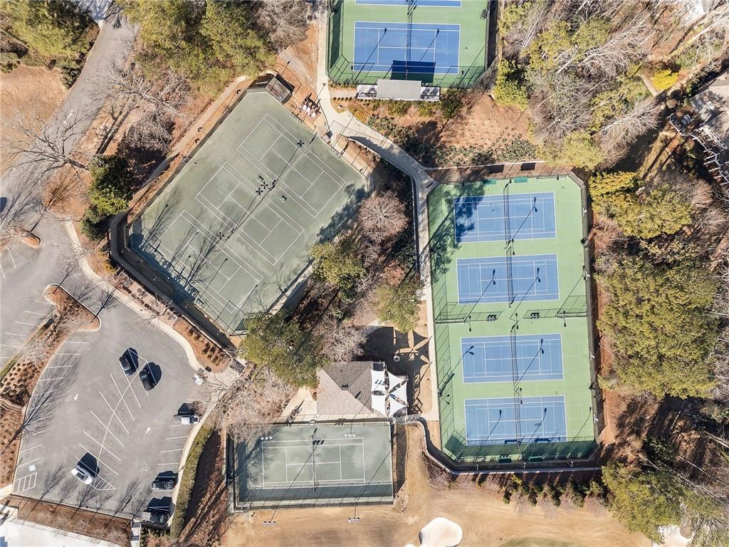 400 Fallen Leaf Lane