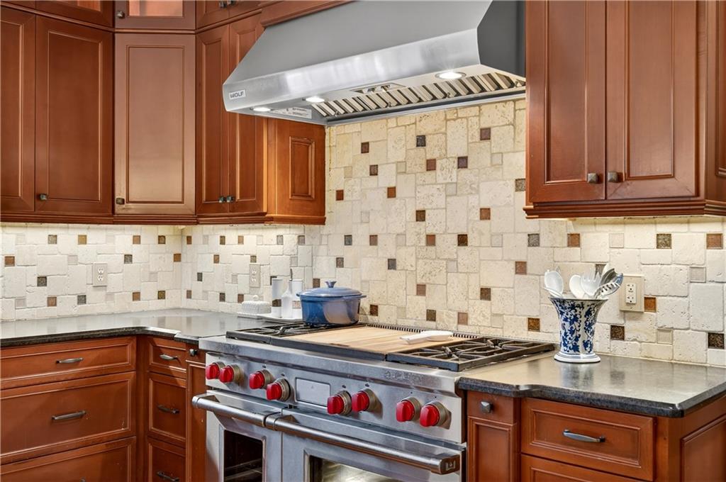 465 Thornwyck Trail