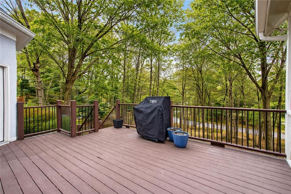 465 Thornwyck Trail