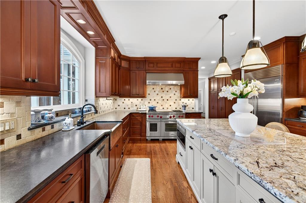 465 Thornwyck Trail