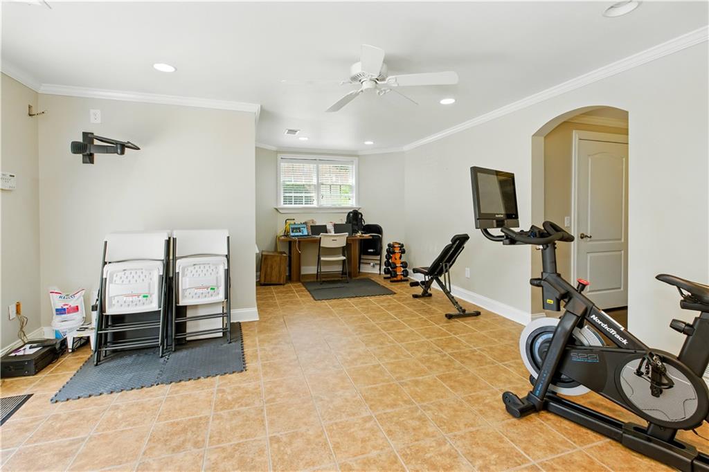 3925 Greenside Court