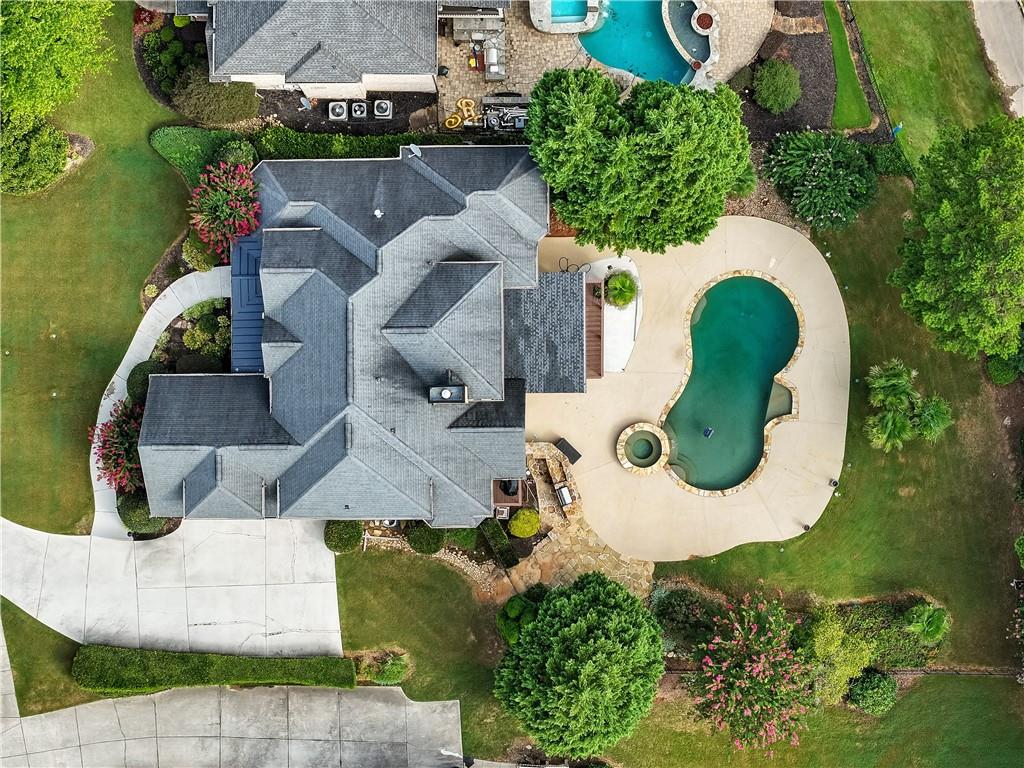3925 Greenside Court