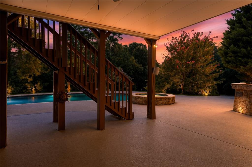 3925 Greenside Court