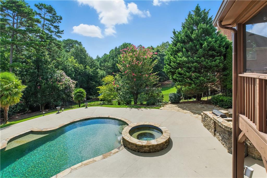 3925 Greenside Court
