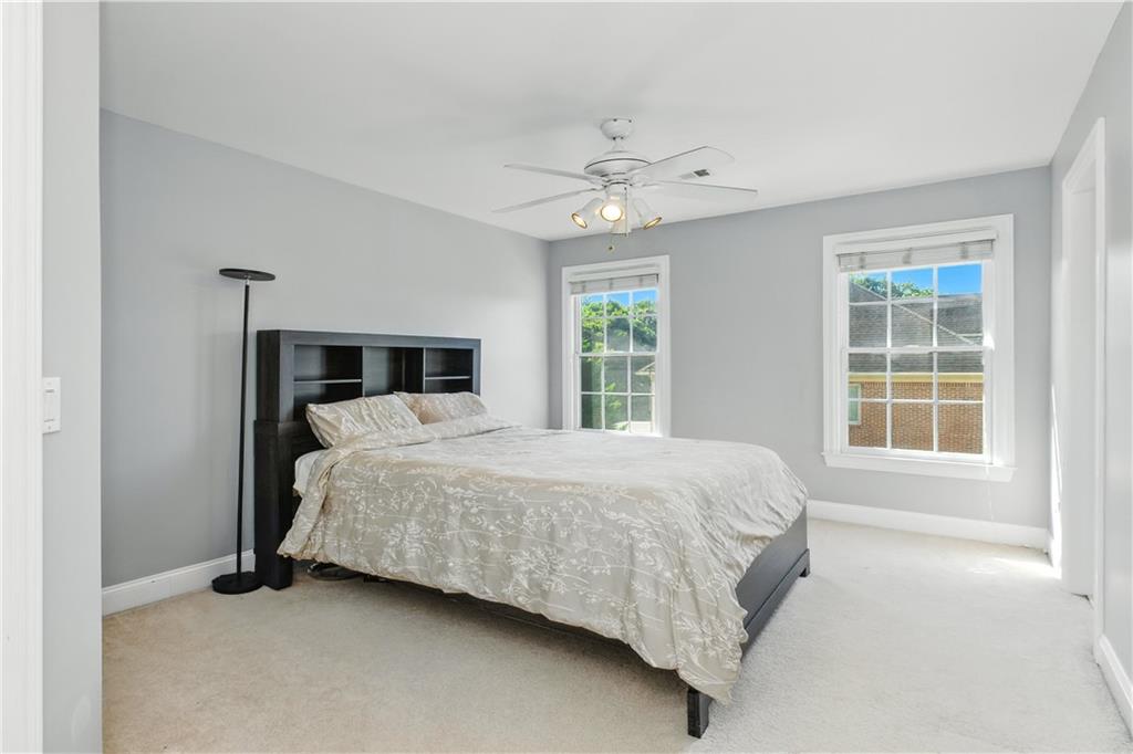 3925 Greenside Court