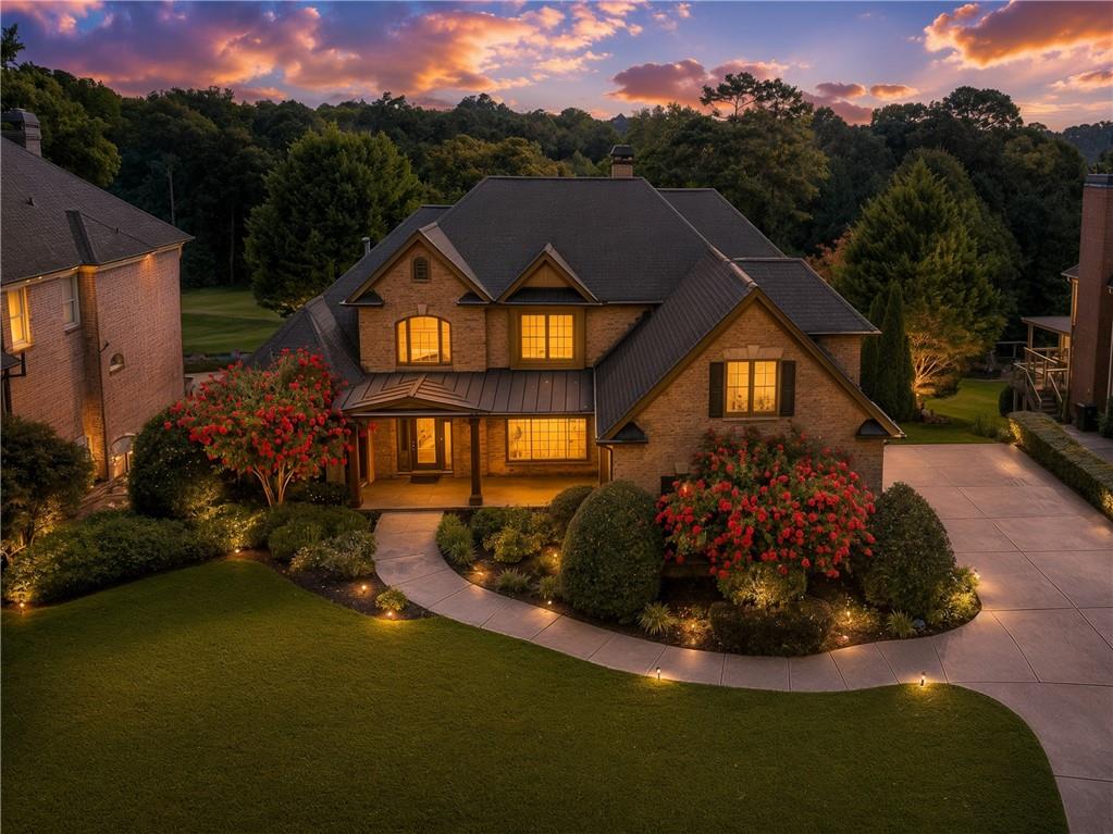 3925 Greenside Court