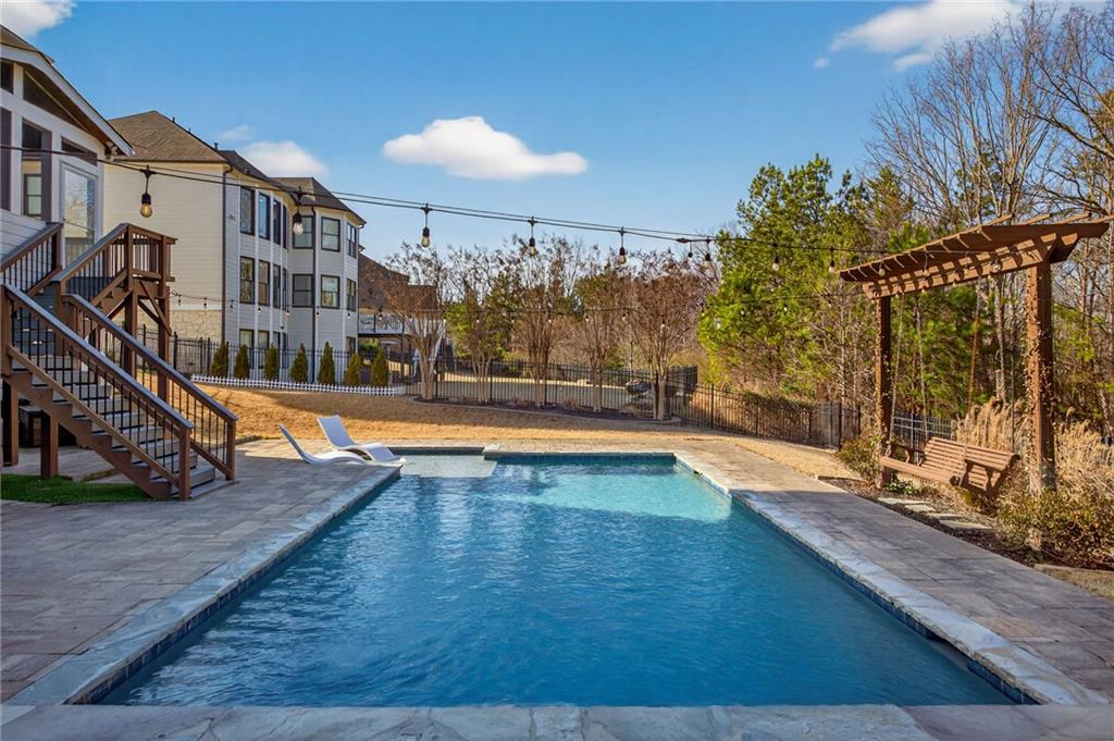 6672 Trail Side Drive