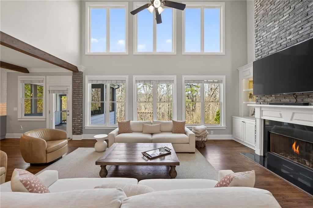 6672 Trail Side Drive