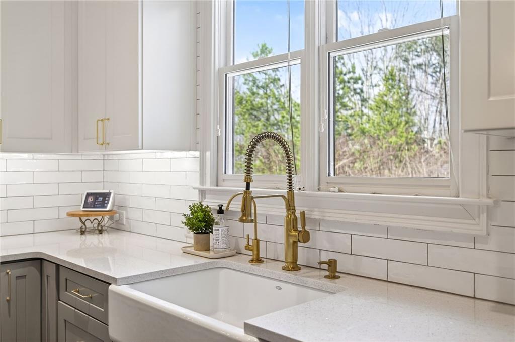 6672 Trail Side Drive