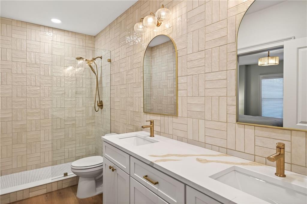 6672 Trail Side Drive