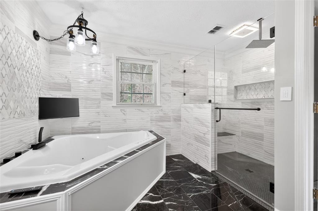 441 Shore Drive
