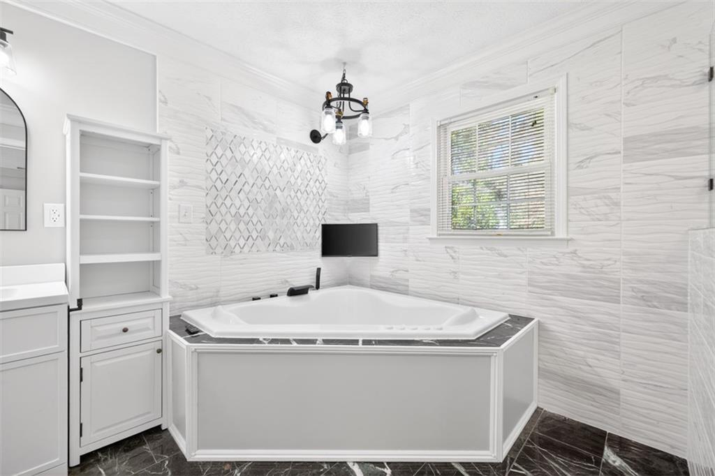 441 Shore Drive