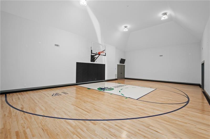 2880 Spartan Estates Drive