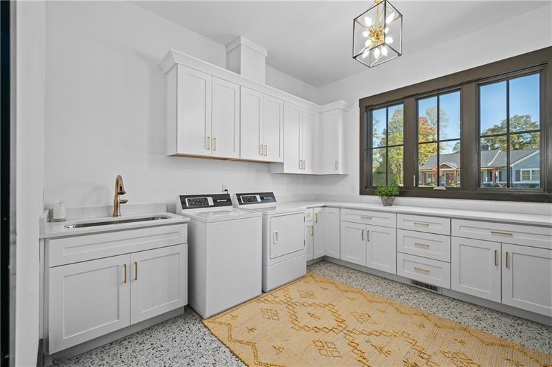 2880 Spartan Estates Drive