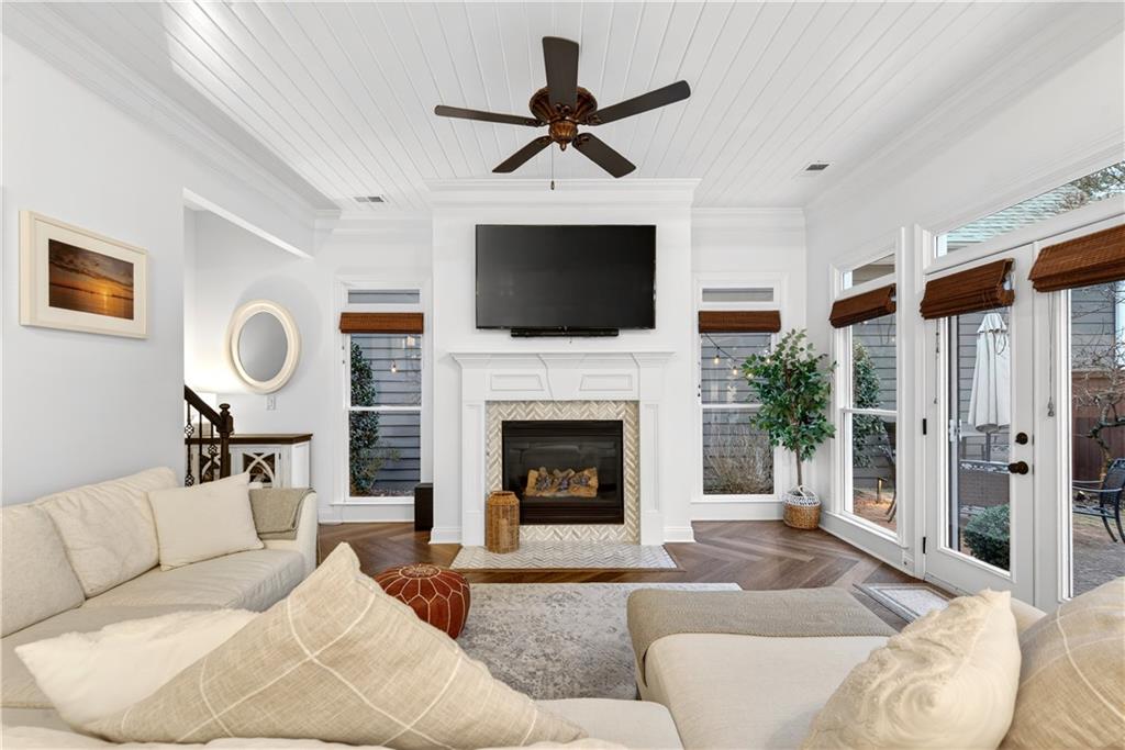 180 Kendemere Pointe