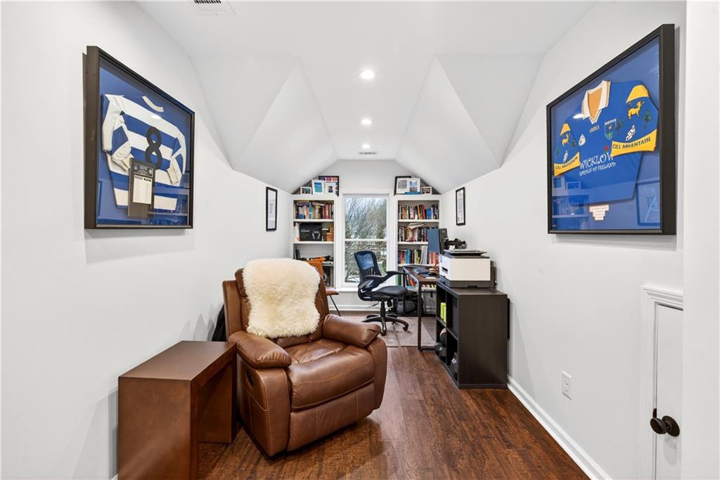 180 Kendemere Pointe
