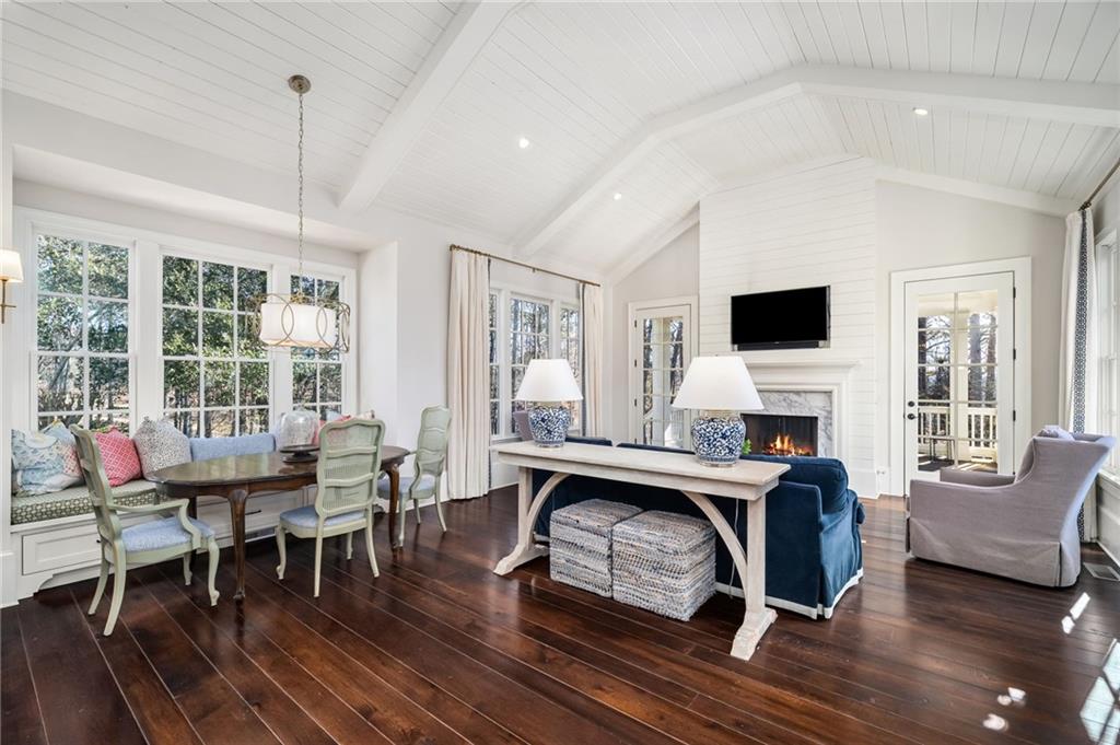 6440 Westchester Place