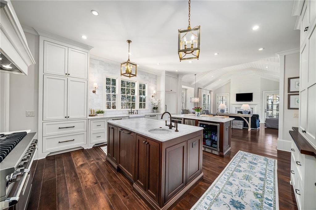 6440 Westchester Place