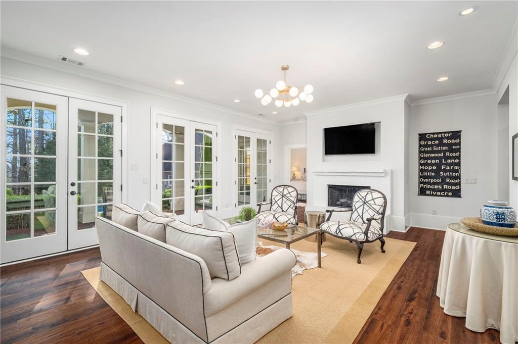 6440 Westchester Place