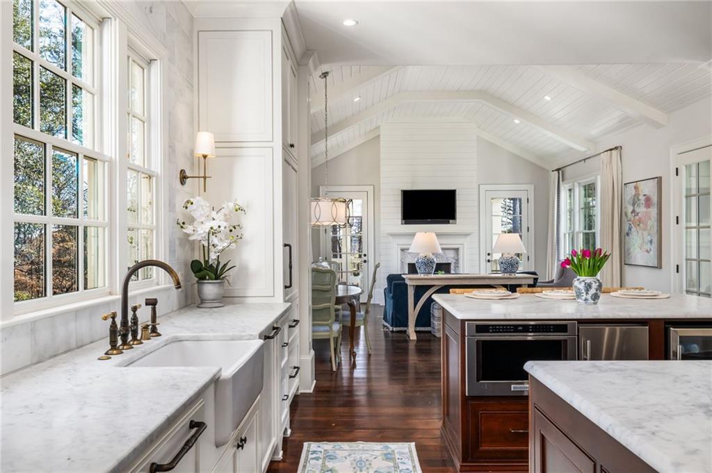 6440 Westchester Place