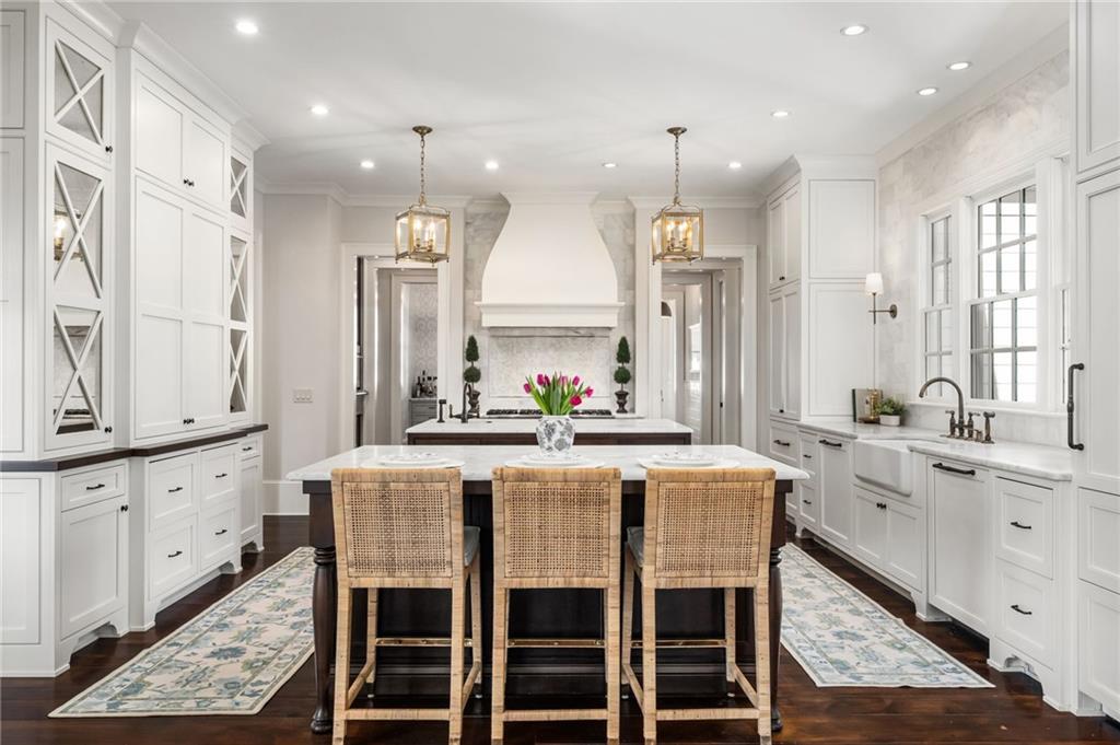 6440 Westchester Place