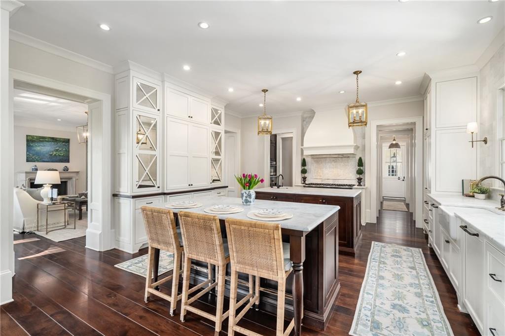 6440 Westchester Place