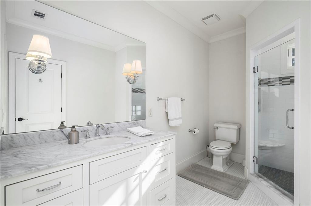 6440 Westchester Place