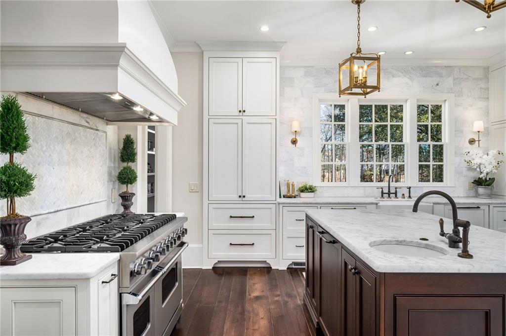 6440 Westchester Place