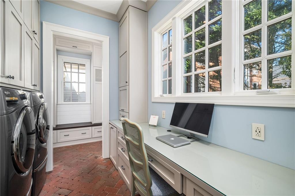 6440 Westchester Place