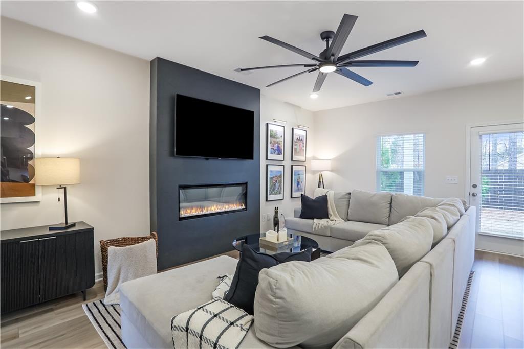 1170 Chastain Drive
