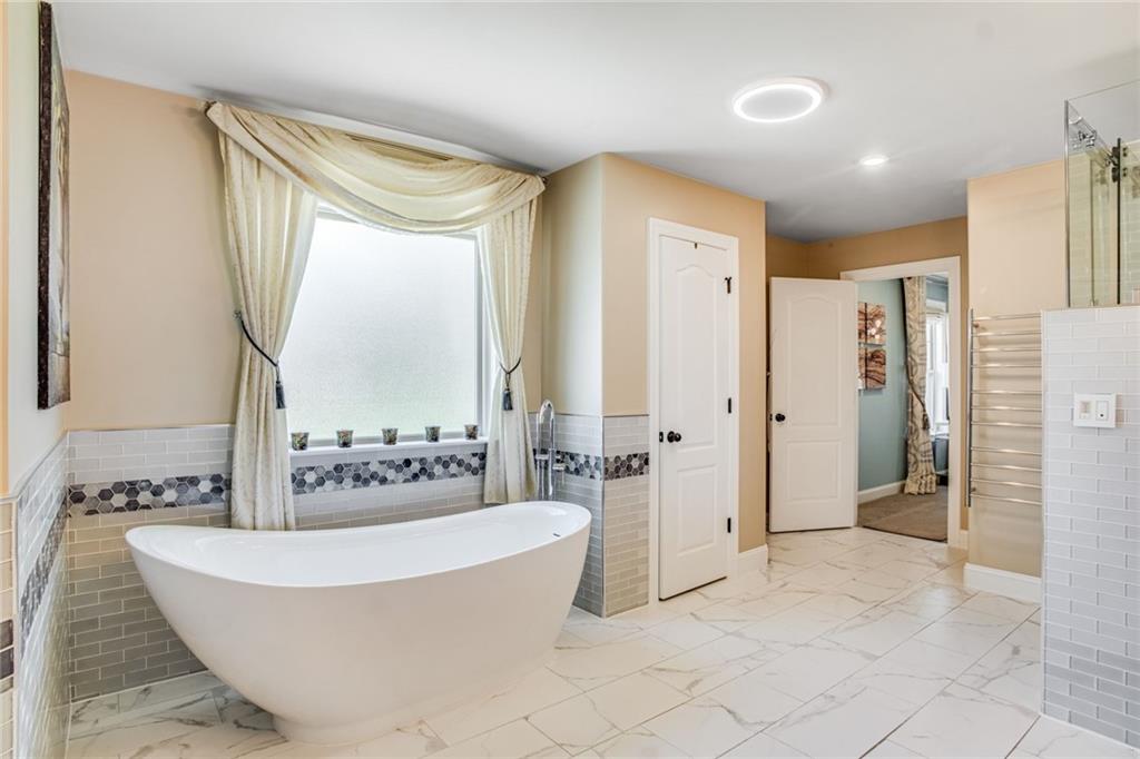 120 Broad Meadows Lane