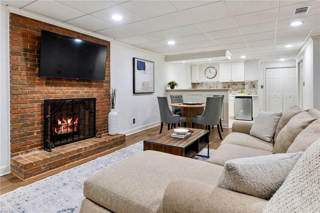 2885 Arborwoods Drive
