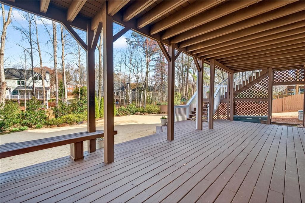 4118 Devon Wood Drive NE