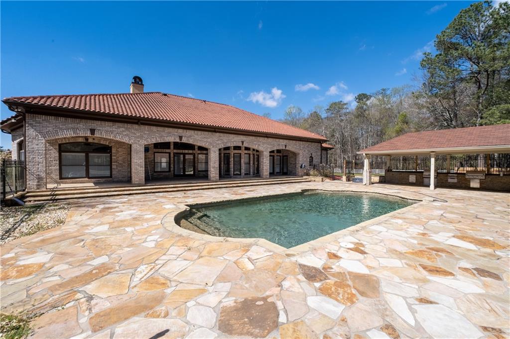 2552 Rosebud Road
