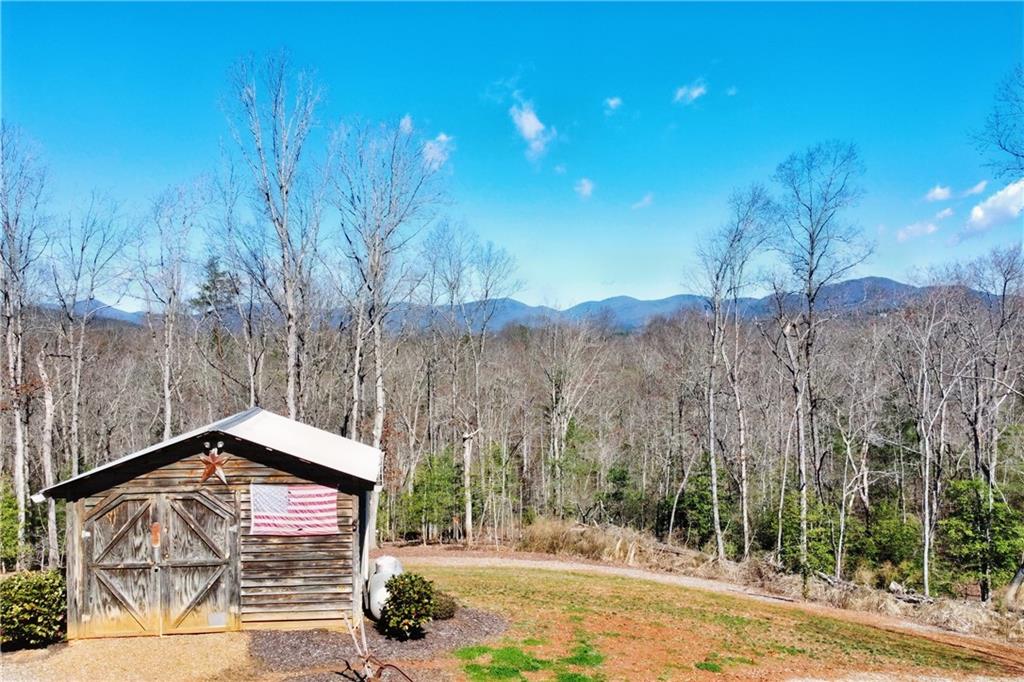 175 Hooper Road