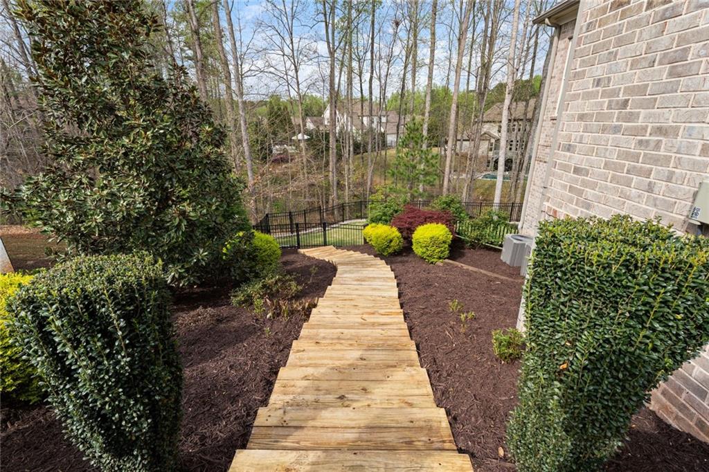 131 Manor North Drive