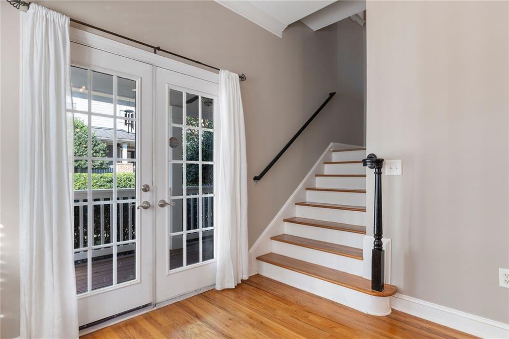 267 Carlyle Park Drive NE