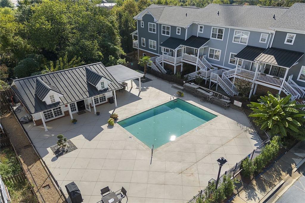 267 Carlyle Park Drive NE