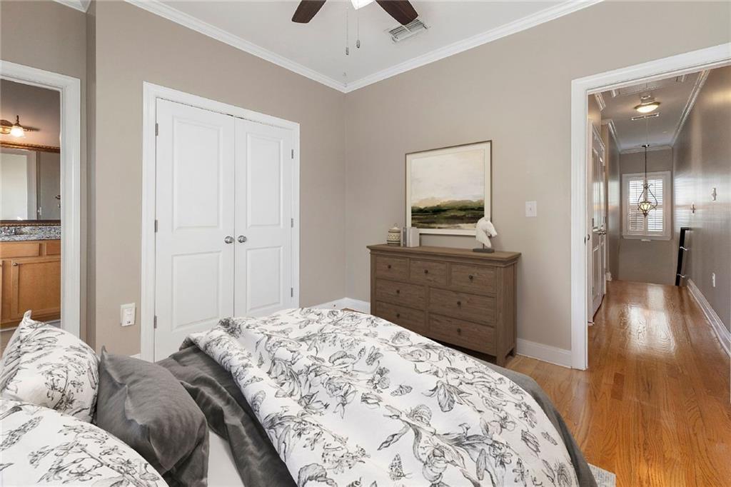 267 Carlyle Park Drive NE