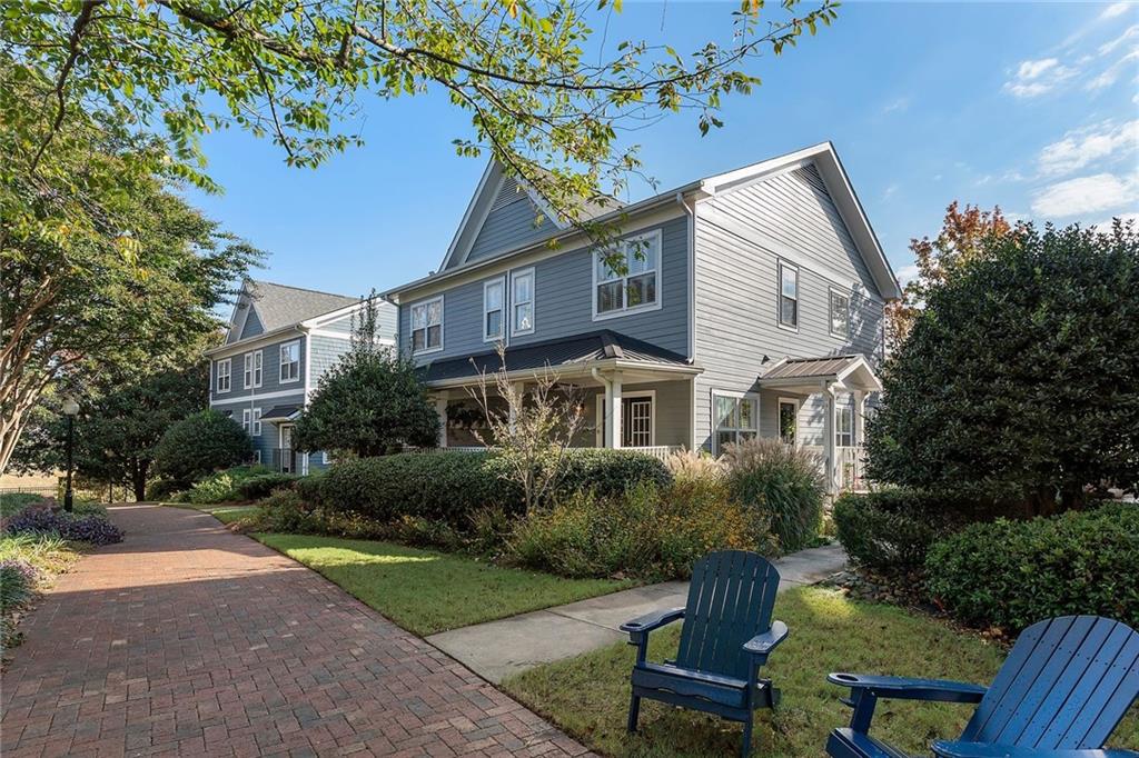 267 Carlyle Park Drive NE
