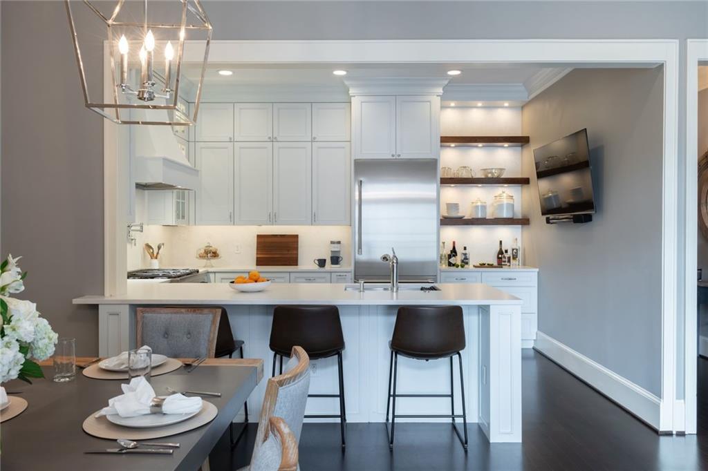 77 Peachtree Place NE Unit 506