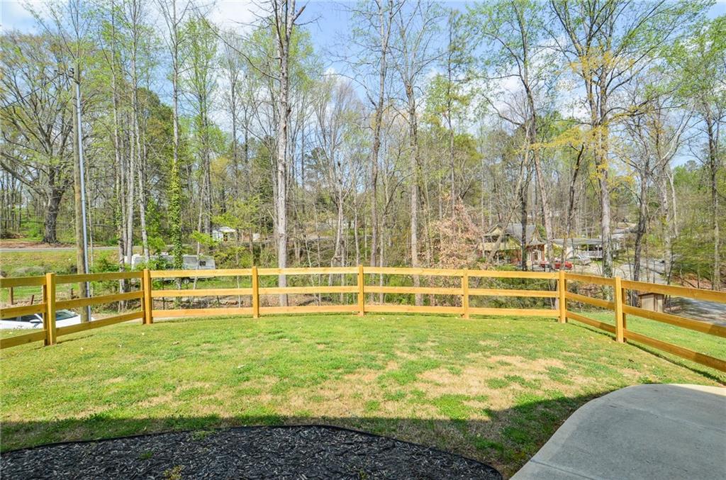 2710 Maple Lane