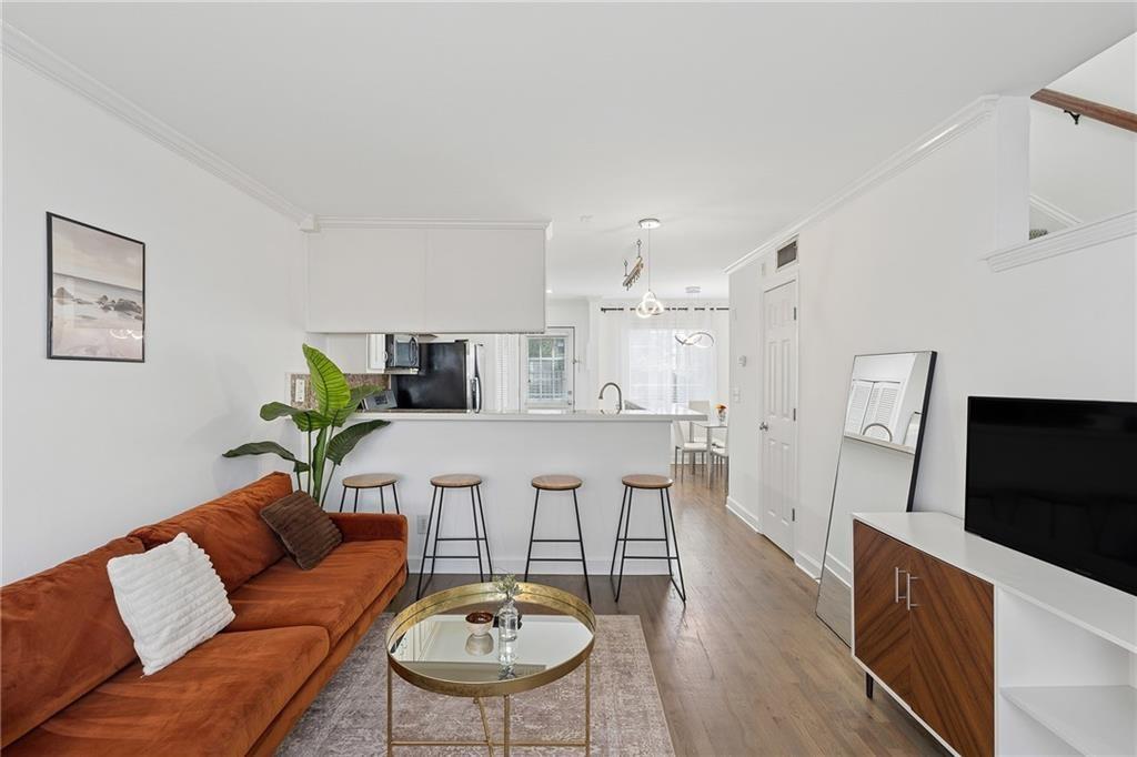 2232 Dunseath Avenue NW Unit 206